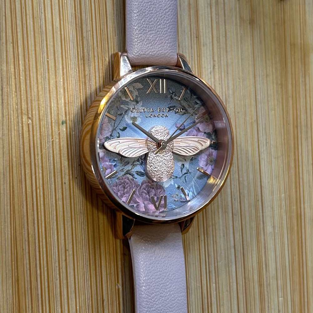 Olivia burton Watch With RoseGold Bee Figurine On 34mm Floral Face - Picture 4 of 9